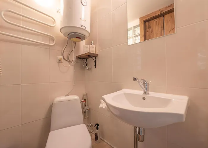 By Meta פלאנגה