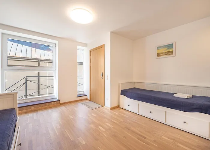 By Meta * Παλάγκα