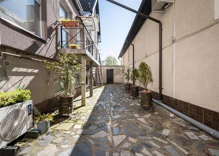 By Meta Διαμέρισμα